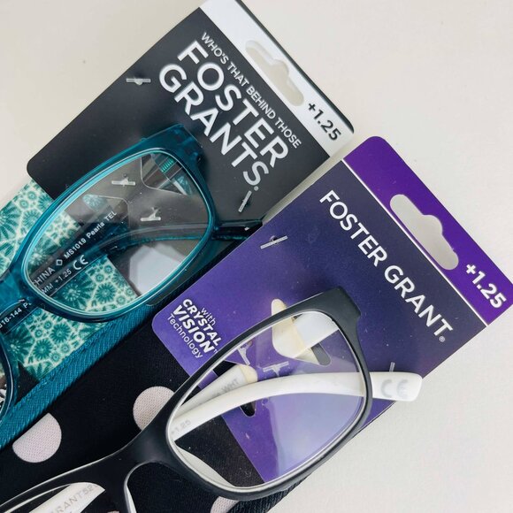 RG0360 Lot of 2 Foster Grant Unisex Crystal Vision Reading Glasses w/ Case +1.25 - Picture 4 of 6